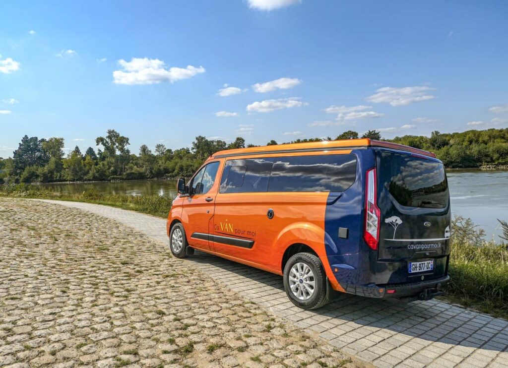 Ford Nugget Plus - Image 2