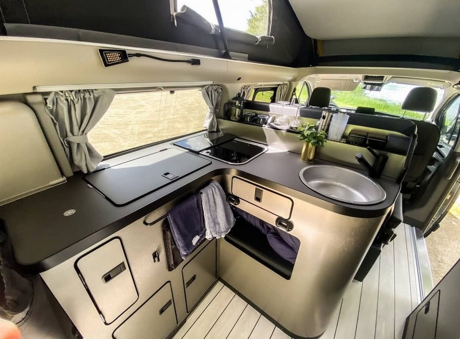 Ford Nugget Plus Azur - Image 7