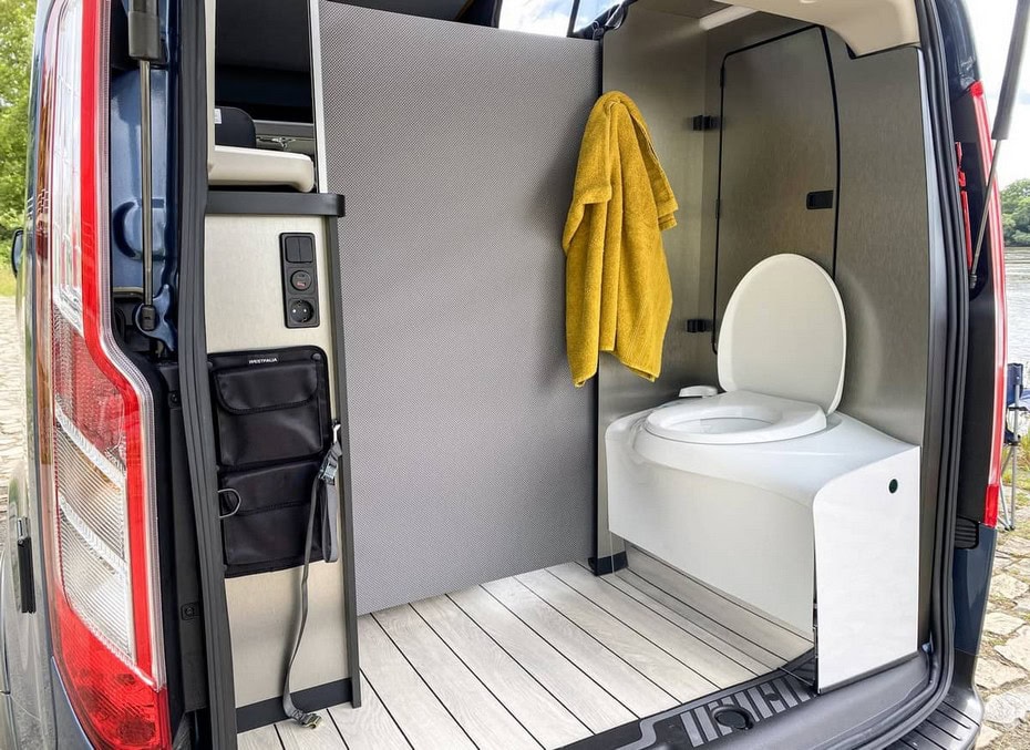 Ford Nugget Plus Azur - Image 17