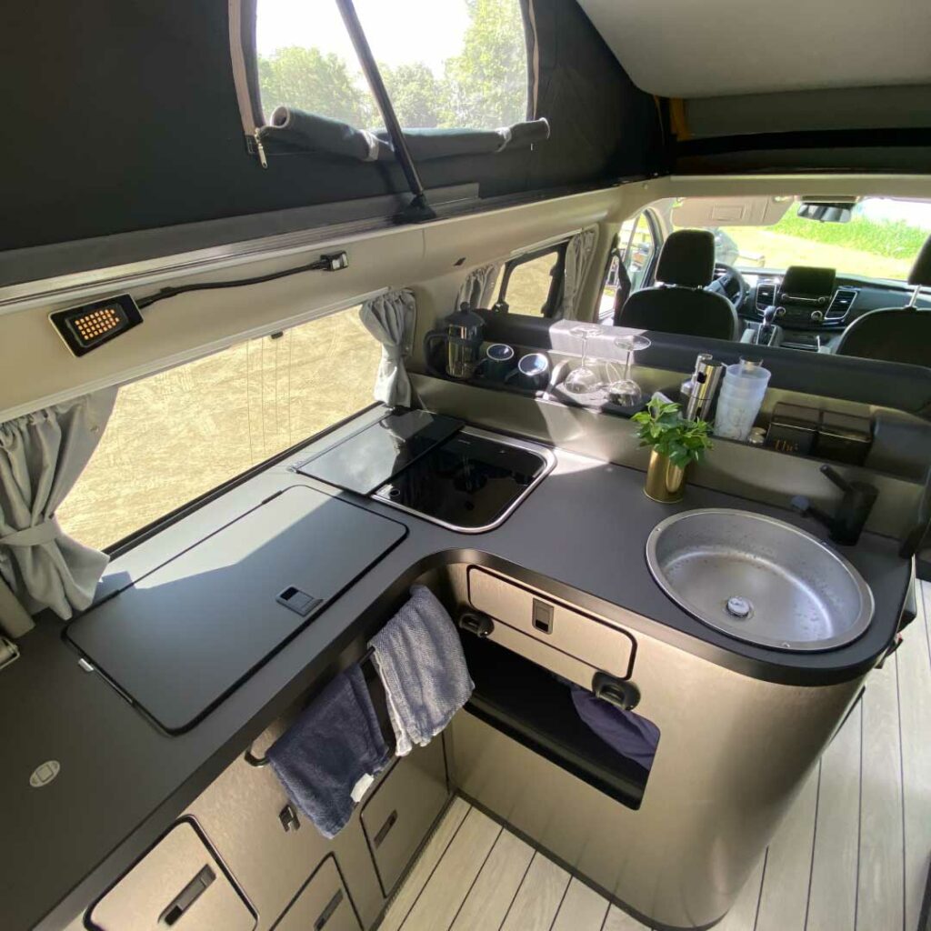 Ford Nugget Plus Silver - Image 7