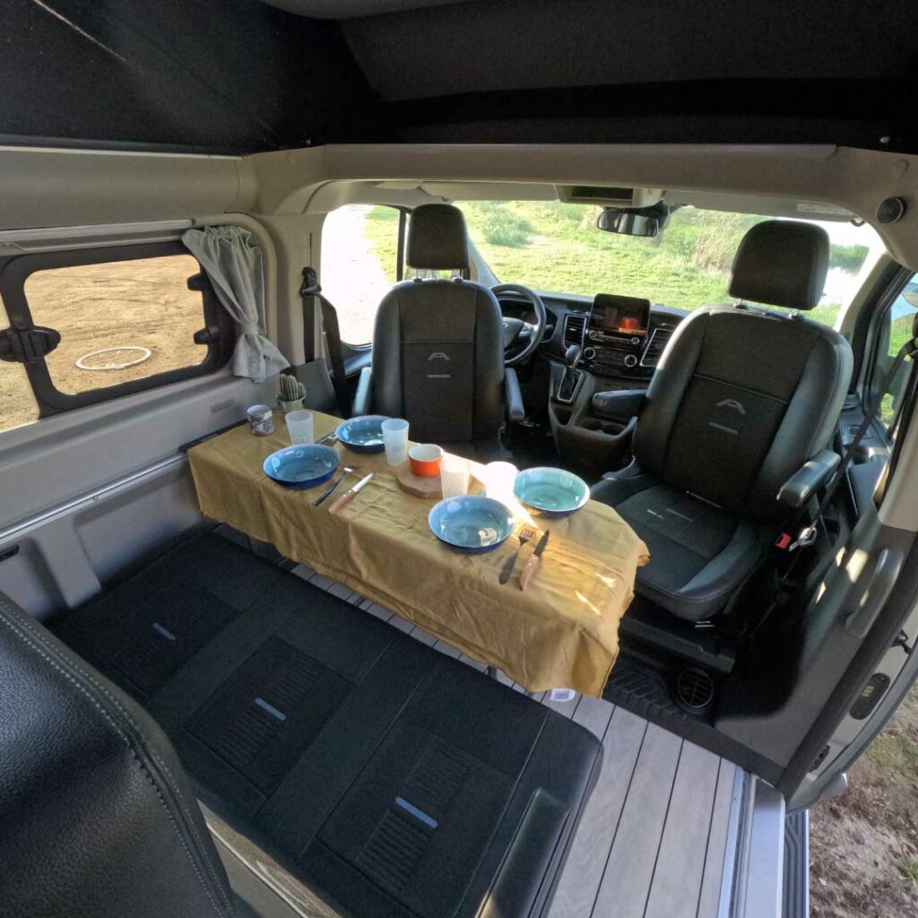 Ford Nugget Plus Silver - Image 3